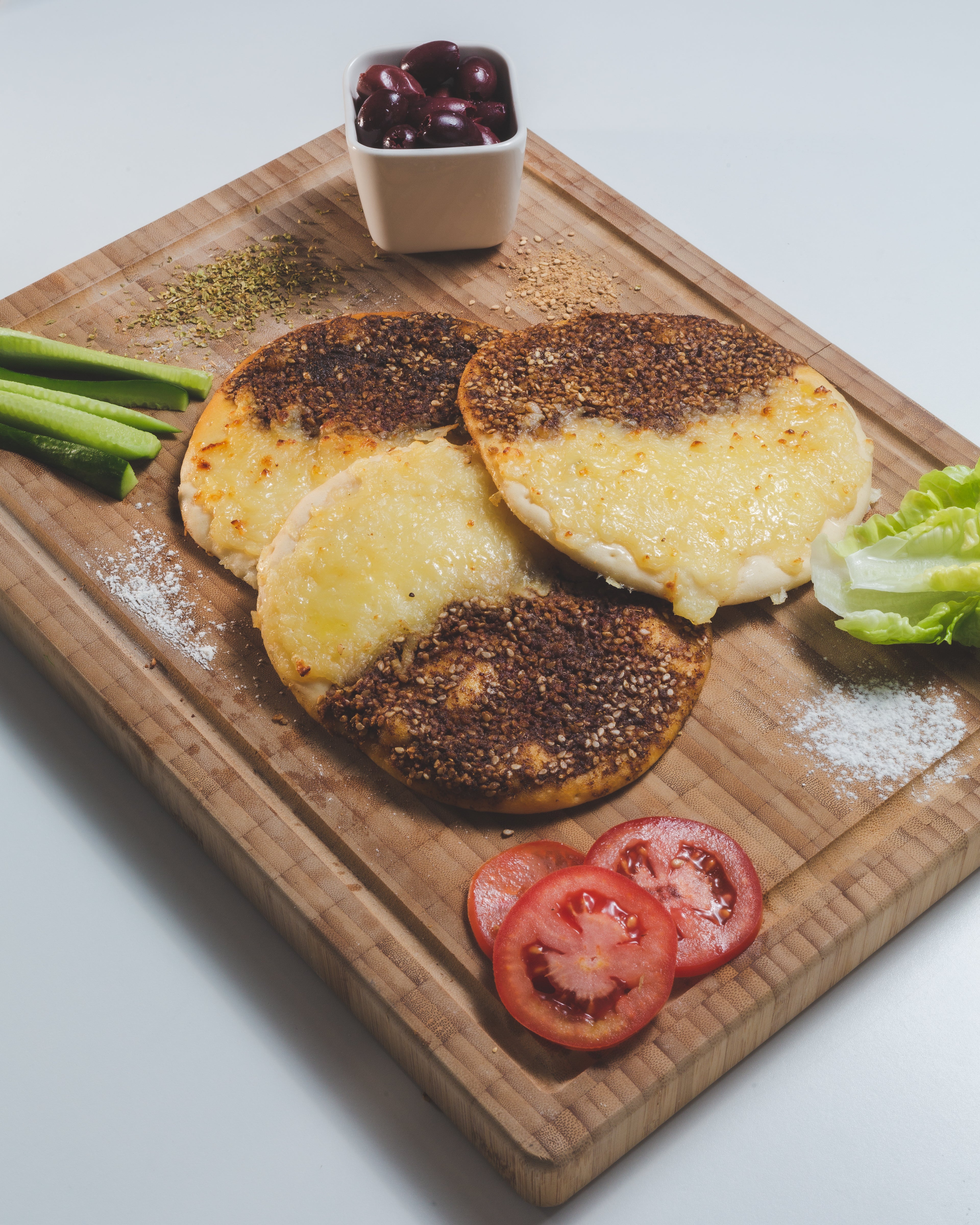 Pan divorciado con queso mozarella y zaatar