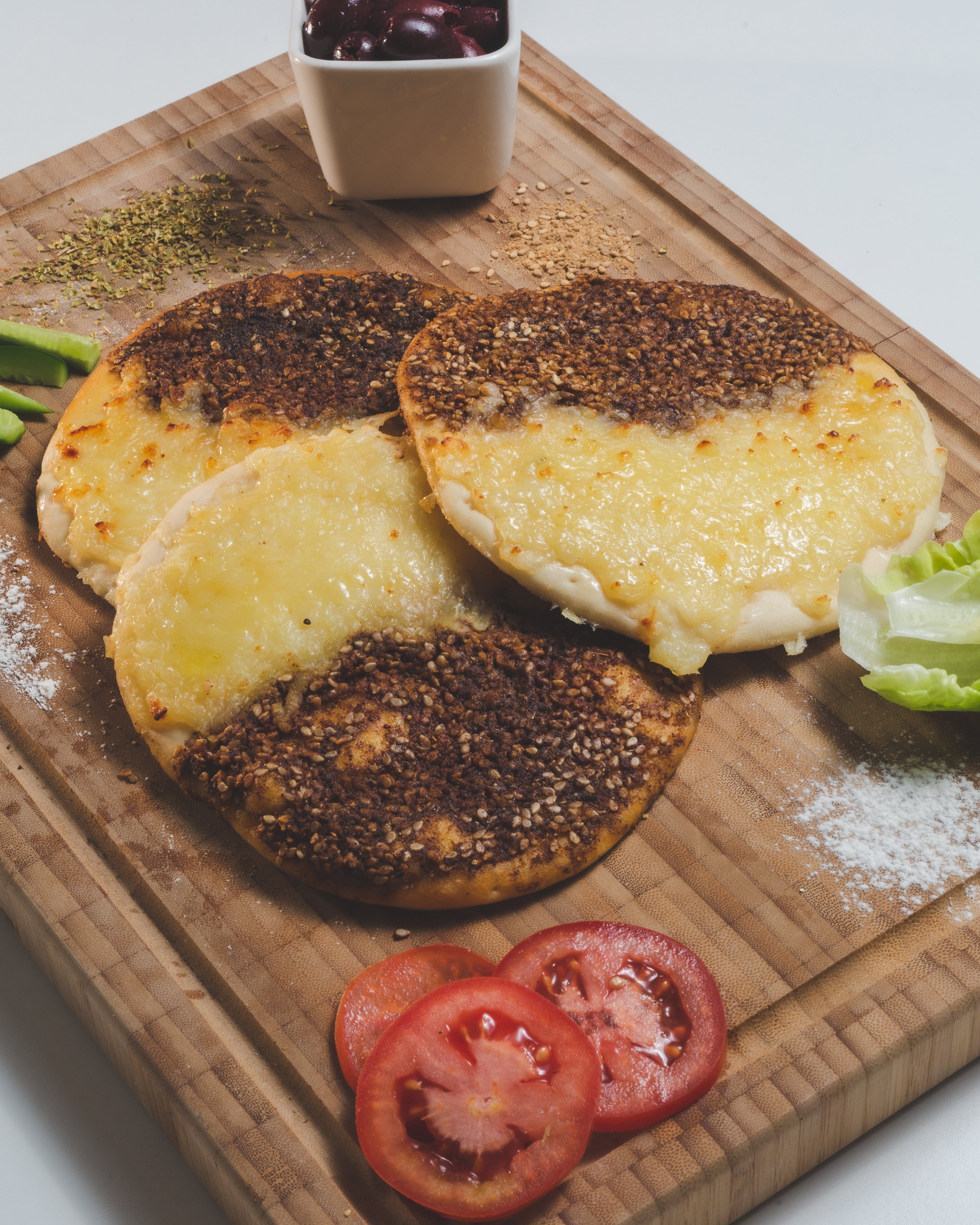 Pan divorciado con queso mozarella y zaatar